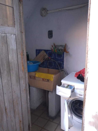 Pasteur 900 Casa En Lote Propio Con Posibilidad De Edificar