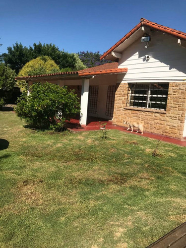 Imagen 4 de 30 de Casa Quinta Ranelagh Con Pileta Y Gran Parque