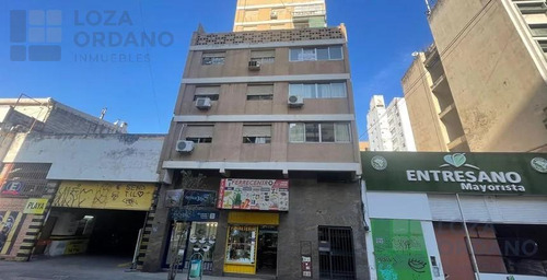 Gran Y Luminoso Departamento En Calle Sucre 246
