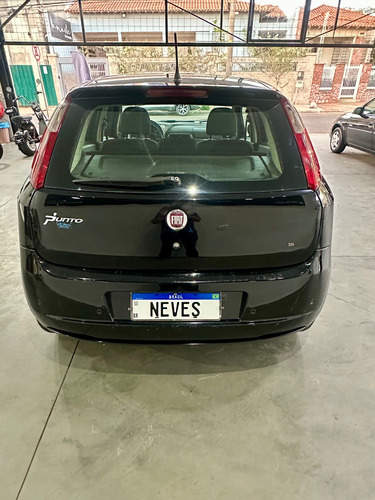Fiat Punto 1.6 16v Essence Flex 5p