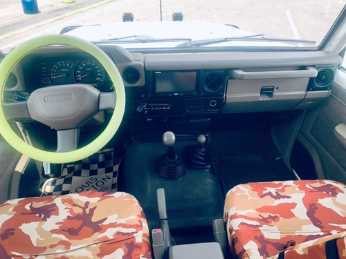 Imagen 6 de 9 de Toyota Macho Lx 2004 4x4 Sincrónico