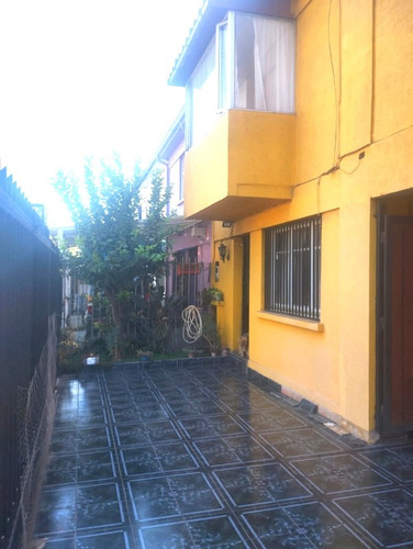 Arriendo Casa En La Calle Aeropuerto 166 Estacion Central