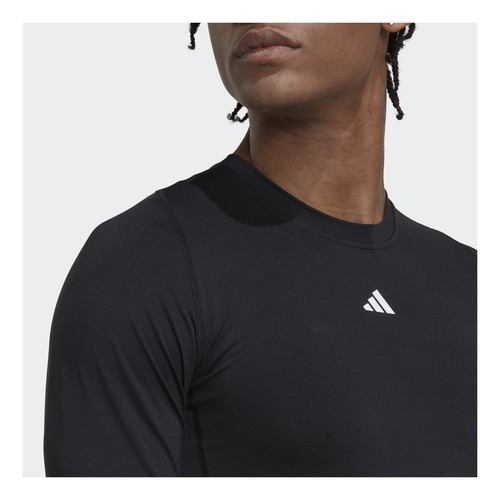 Imagen 9 de 10 de Remera Manga Larga De Entrenamiento Techfit Hk2336 adidas