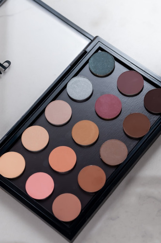 Imagen 2 de 10 de Paleta Sombras Hd Neutros X15 Ap | Kit Hd Neutros