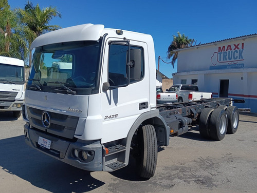 Mercedes Benz Atego 2426 6x2 No Chassis Ano 2016.