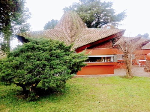 Casa En Venta - 6 Dormitorios 5 Baños - 7 Hectáreas - General Rodríguez