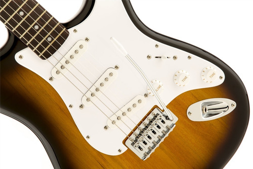 Imagen 3 de 7 de Guitarra Squier By Fender Stratocaster Bullet - Colores
