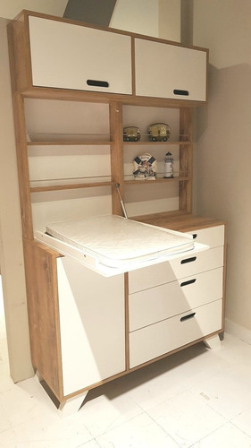 Imagen 3 de 3 de Comoda Con Alzada Grim, Estilo Nordico
