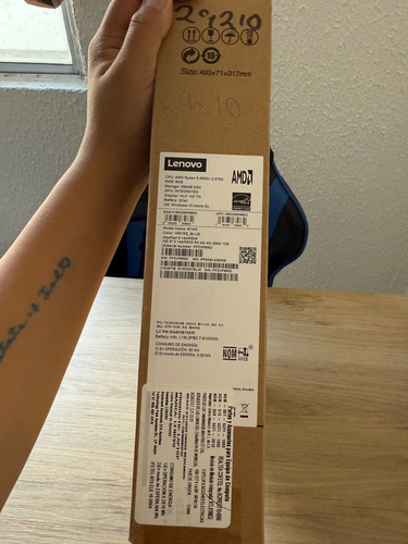Lenovo Ryzen 5 4500u 8gb 256gb Ssd 14are05 Windows 10 Azul (Usado)