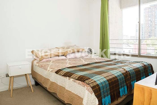 Imagen 11 de 23 de En Venta Departamento 2d1b En Metro Parque Almagro