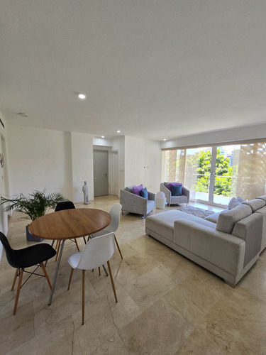 Apartamento En Venta-urb Country Club