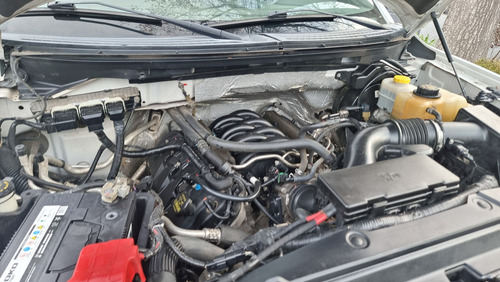 Ford F150 Lariat 4x4 full