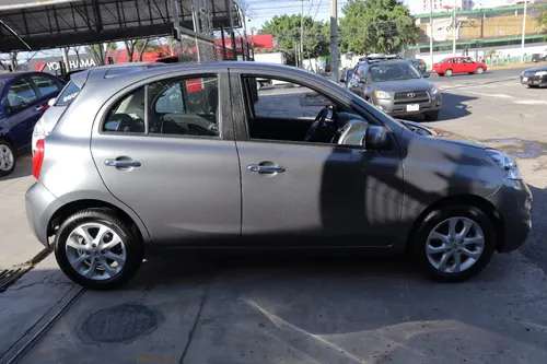 Nissan March 1.6 Advance At