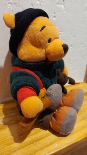 Peluche Winnie Pooh Leñador (Usado)