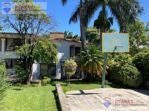 Venta De Casa En Privada, Col. Palmira, Cuernavaca, Morelosclave 4617