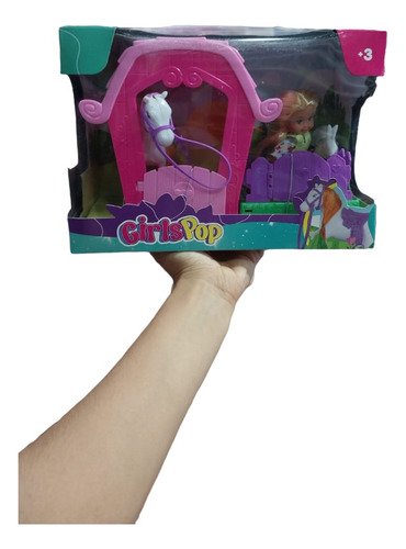 Girls Pop Abby Con Establo Y Pony Isakito