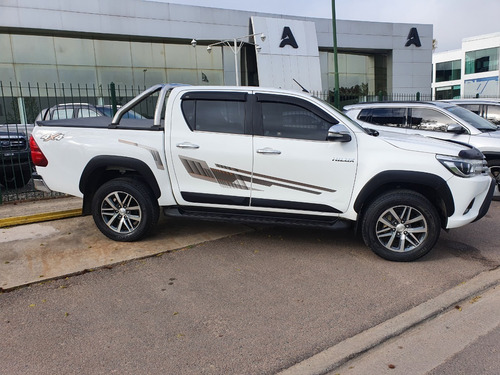 Imagen 3 de 10 de Toyota Hilux Srx 4x4 Manual Año 2016! Impecable !