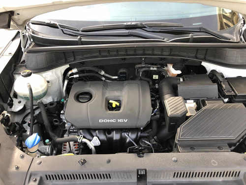 Imagen 17 de 18 de Hyundai Tucson 2016 2.0 Gl 6at 2wd