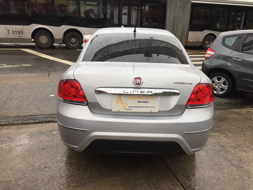 Fiat Linea 1.8 Essence 16v Flex 4p Manual