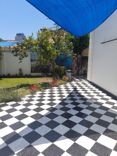 Casa En Arriendo Para Embajada Estilo Francés Las Condes