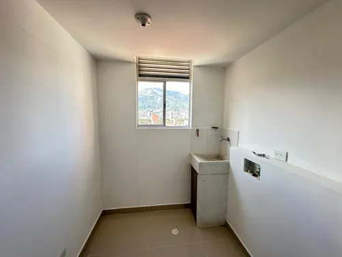 Tu Nuevo Hogar En Las Cabañas - Bello, ¡excelente Vista!