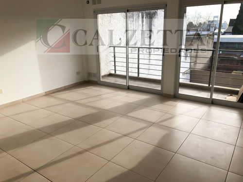Venta Amplio Monoambiente Con Balcón Sin Exp Lanús O.