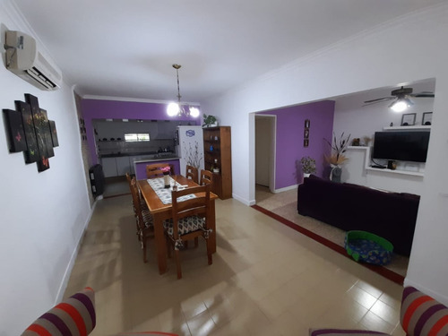 Imagen 6 de 29 de Villa Rosas Casa + Depto Sobre Gran Lote En Venta