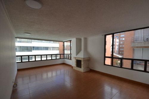 Apartamento En Venta En Bogotá La Calleja. Cod 12044