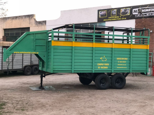 Imagen 2 de 5 de Trailer Para Animales 8.000kg. Cigüeña. Lateral Fibra Lcm