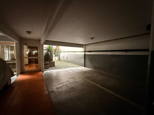 Venta Cochera Cubierta San Isidro