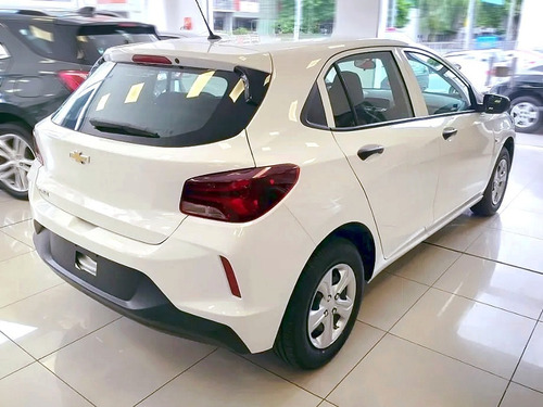 Chevrolet Onix 1.2 2021 Contado Permuta Auto #8