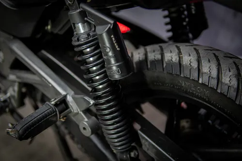 Bajaj Pulsar 180 Fi Neon 2020