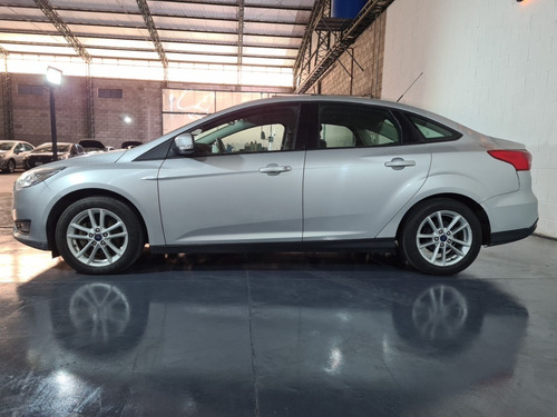 Imagen 6 de 8 de Ford Focus L/16 1.6 4p S