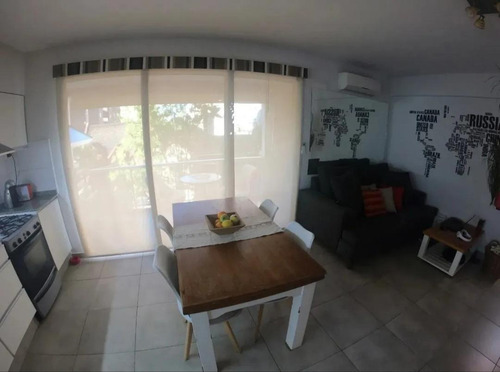 Imagen 2 de 14 de Departamento - Muñiz