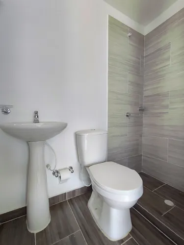 Casa En Venta En La Sabana. Cod V30268