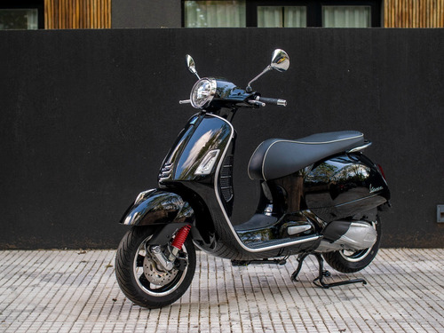 Imagen 15 de 16 de Vespa Gts 300 Super Negra Financiación Disponible