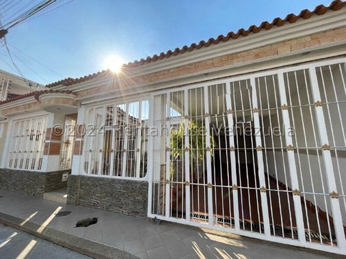 Casa En Venta En La Morita. 24-15171 Cm