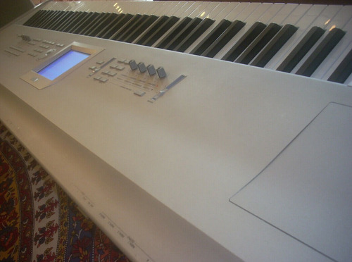 Korg Triton Studio 88 Key