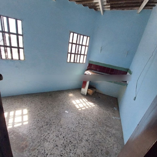 Venta Casa En La Guaira Ref 2083
