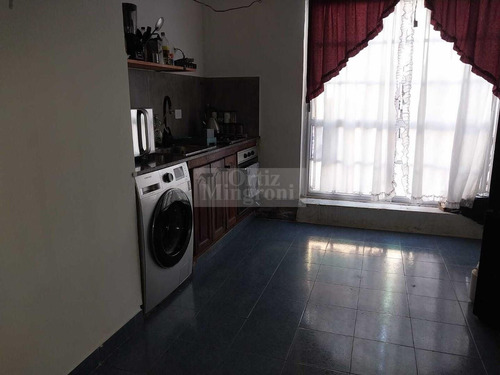 Edificio En Block En Venta En Lomas De Zamora, G.b.a. Zona Sur, Argentina