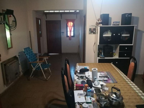 Imagen 2 de 20 de Venta De Casa 2 Dormitorios En Del Carmen Oeste, La Plata.
