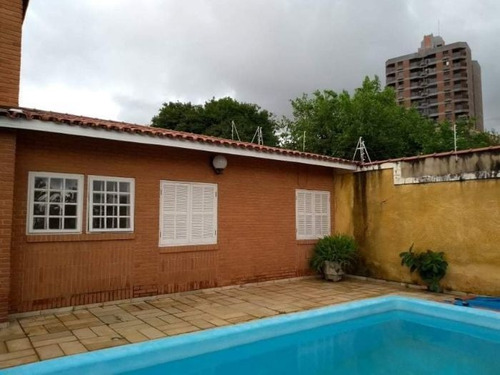 Casa À Venda Na Rua Doutor Lafayette Galvão De Toledo, Jardim Faculdade, Itu - Sp - Liv-10846