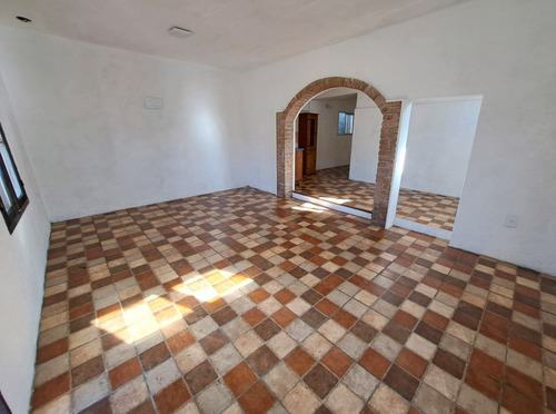 Inmobiliaria Costa Azul Vende Estrenar Casa De 4 Dormitorios, Mas Apartamento Completo En El Centro De La Paloma, Rocha.