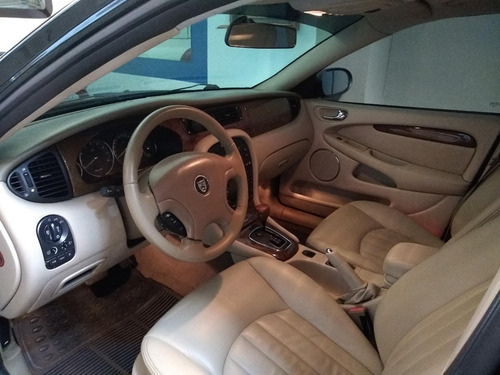 Imagem 12 de 15 de Jaguar X-type 2001