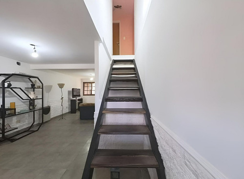 Casa En Venta Hurlingham 5 Amb Garage Jardín Impec