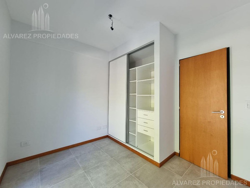 Imagen 23 de 30 de Departamento 3 Ambientes Venta Castelar Cochera