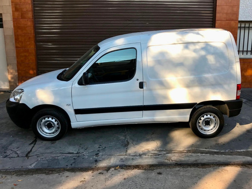 Peugeot Partner 1.6 Furgon Confort Patagonica 5 As Hdi Xtr