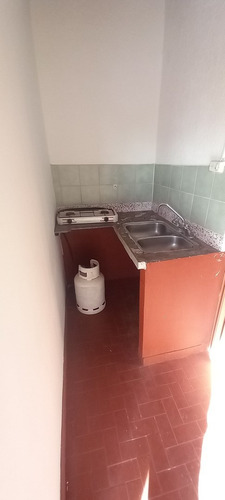 Imagen 5 de 13 de Departamento Monoambiente En Alquiler En Tablada, La Matanza, G.b.a. Zona Oeste
