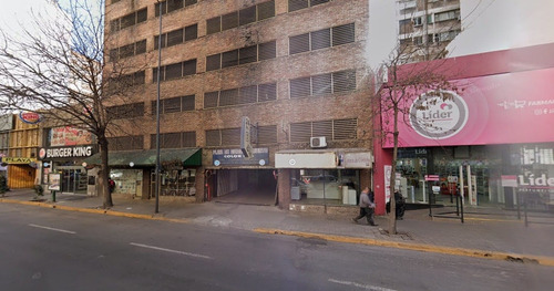 Cochera Sobre Av Colon En Centro
