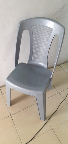 Sillas De Plástico 8pzs Marca Duna Color Gris Plastico Gris Gris